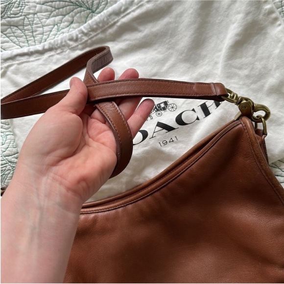 Coach • Vintage English Saddle Crossbody Bag - Picture 3 of 12